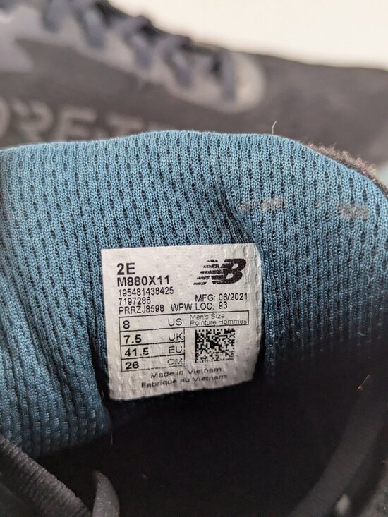 NEW BALANCE Fresh Foam M880X11 Black Shoes Mens Size 8 2E GORE-TEX Waterproof. main image 5